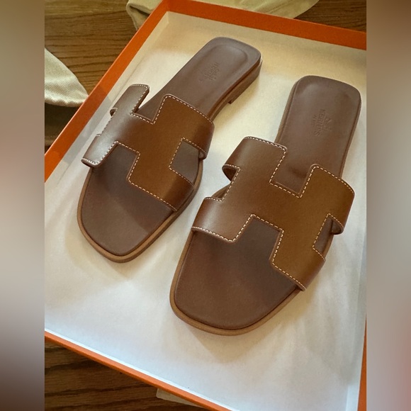 Hermes Oran Sandal - Picture 7 of 15